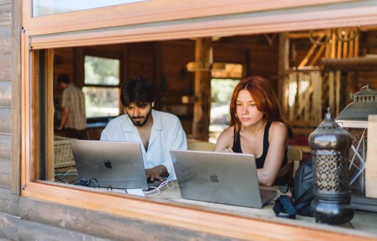 Challanges of consultating new Business Firms Challanges of consultating new Business Firms